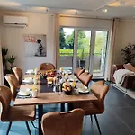 Premium Nahe Koeln Messe מלון דירות 4*