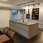 Premium Nahe Koeln Messe אובראט